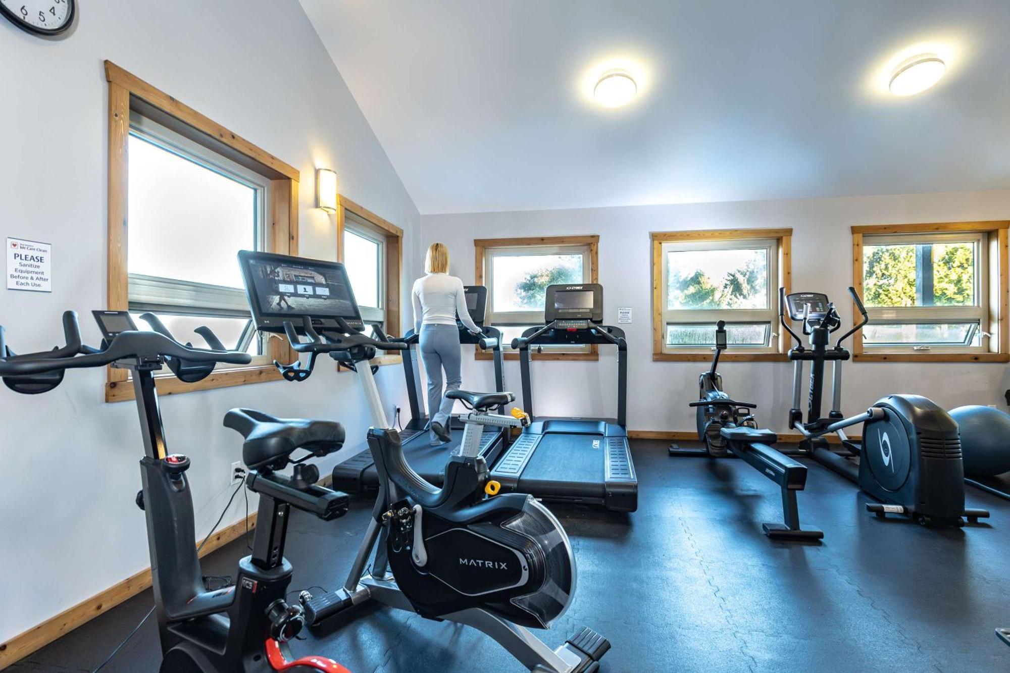 Best Western Plus Tin Wis Resort Тофино Экстерьер фото